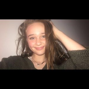 Meet your Posher, Carly